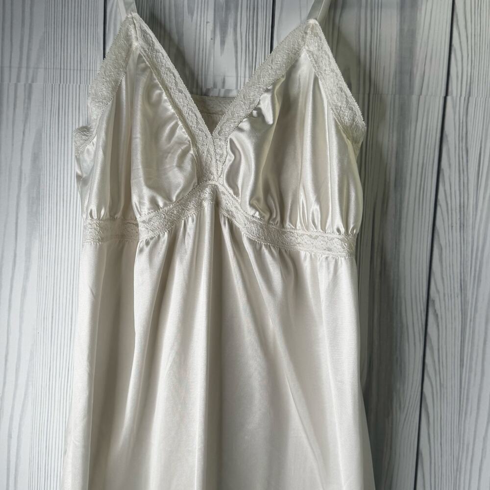 VTG JC Penney size 38 M/L Full Off White Slip Lingerie Nightie Coquette Fairy